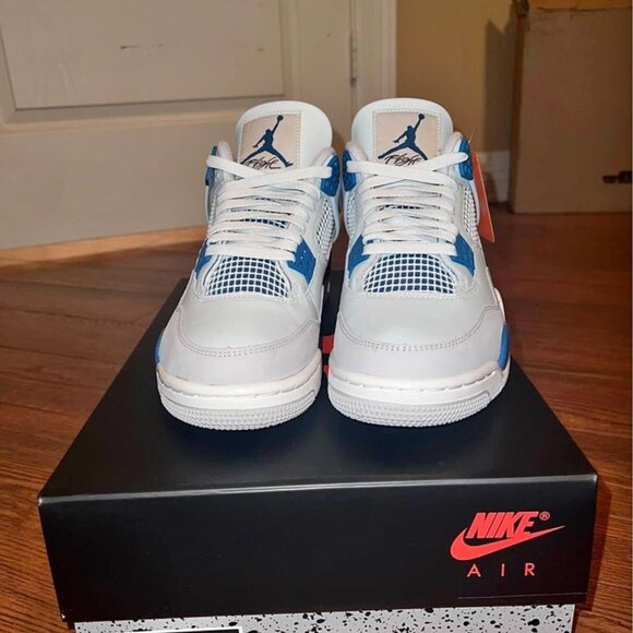 - DS New Air Jordan 4 Industrial Blue size 10.5 main image 5